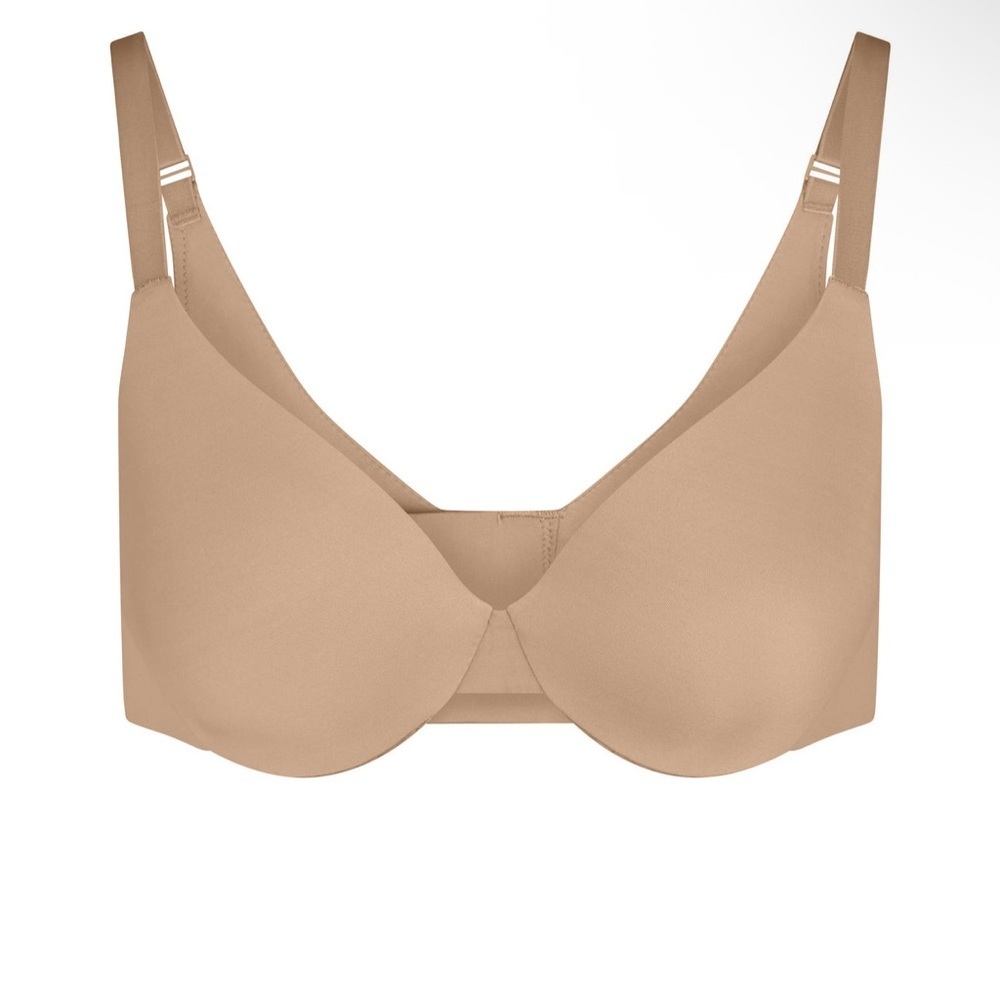Skims Smoothing Intimates Full Coverage Bra - Picture 2 of 4